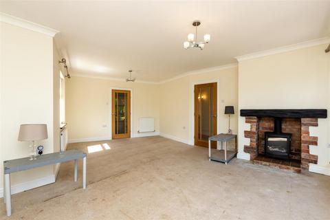 3 bedroom bungalow for sale, Lime Tree Gardens, Lowdham
