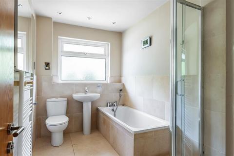 57 Home Park, Oxted, RH8 0JS