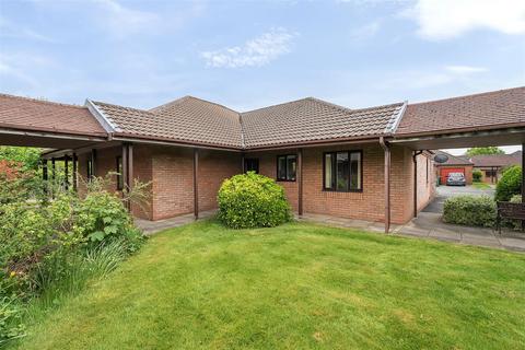 2 bedroom bungalow for sale, Twmpath Lane, Gobowen, Oswestry.