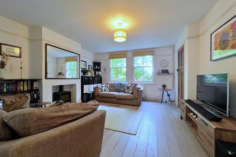 22 All Saints Road, Warwick, CV34 5NL