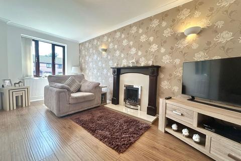 53 Fir Tree Drive, Sedgley, Dudley, DY3 1DP