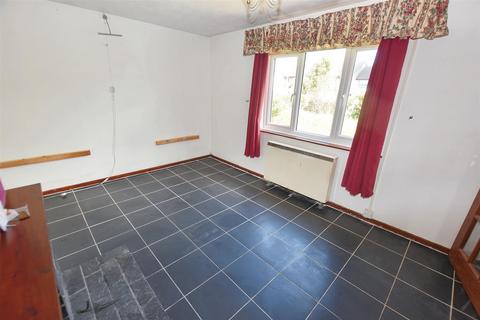 2 bedroom semi-detached bungalow for sale, Trethannas Gardens, Praze, Camborne