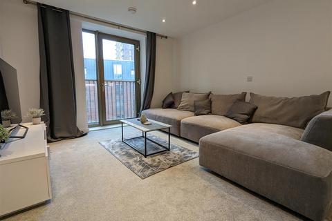 3 bedroom apartment to rent, Local Crescent, The Crescent, Salford