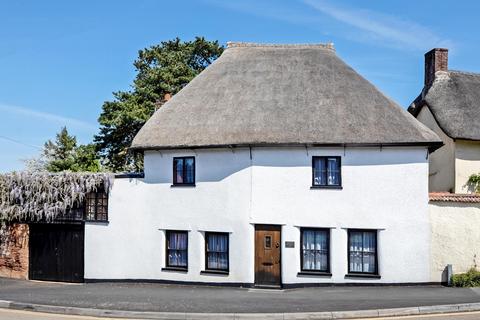 4 bedroom detached house for sale, Church Road, Alphington, Exeter, Devon, EX2