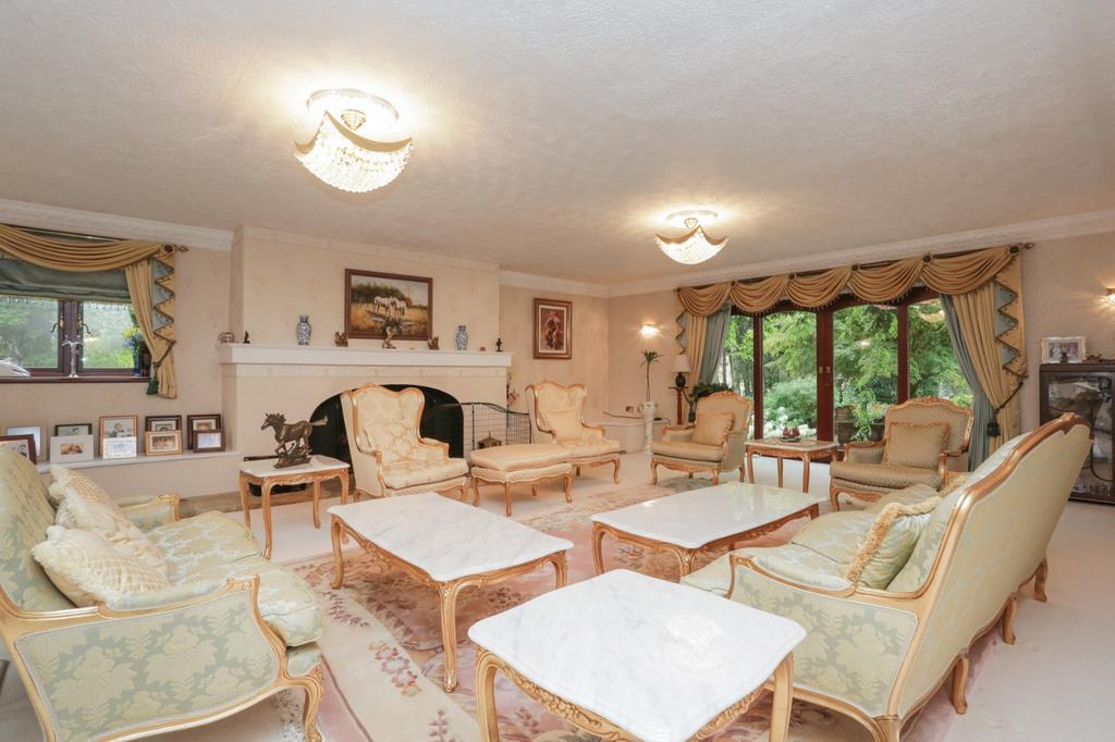 House in Sittingbourne - View 5