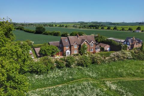 4 bedroom end of terrace house for sale, Great Bramingham Lane, Luton, LU3