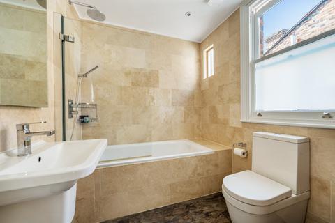 14 Rathcoole Avenue, London, N8 9NA