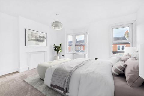 75 Macoma Road, London, SE18 2QJ