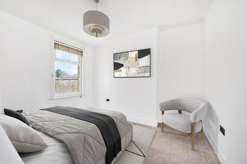 75 Macoma Road, London, SE18 2QJ