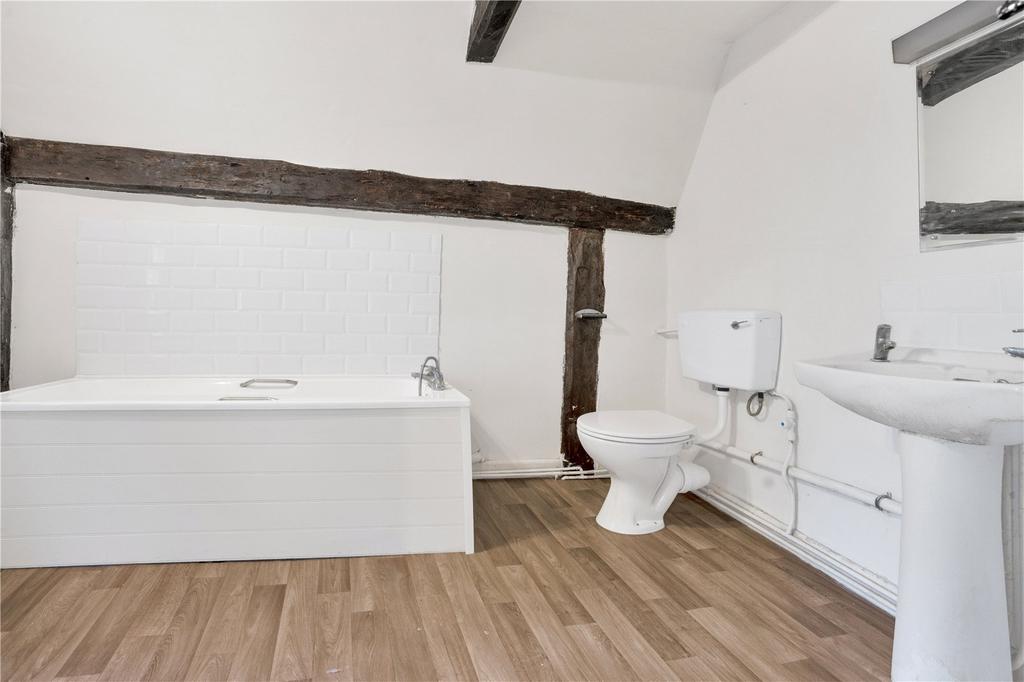 En-Suite Bath
