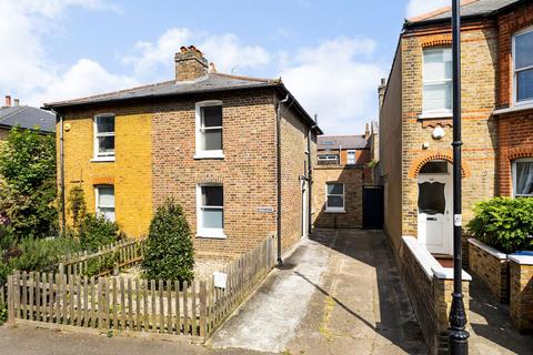 5 Broomfield Place, London, W13 9LB