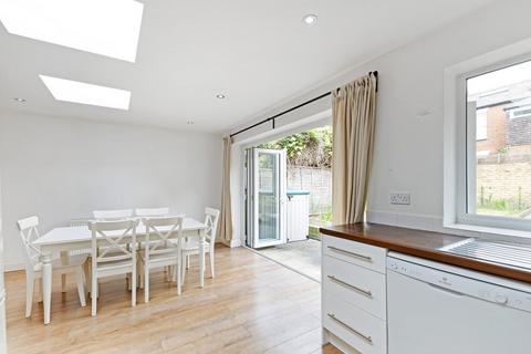 5 Broomfield Place, London, W13 9LB