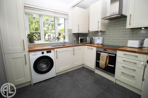3 bedroom terraced house for sale, Hillbrow, Letchworth Garden City, SG6 3RF