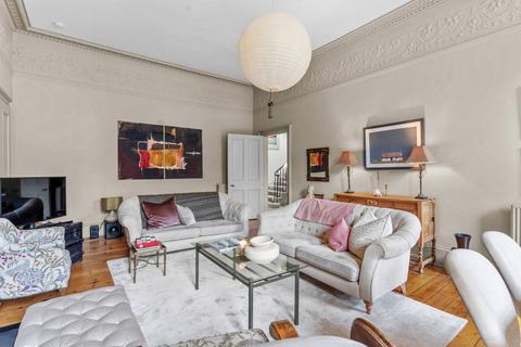 5/1 Brunton Place, Edinburgh, EH7 5EG