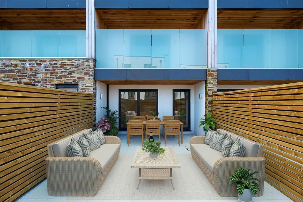 Enclosed Rear Garden
