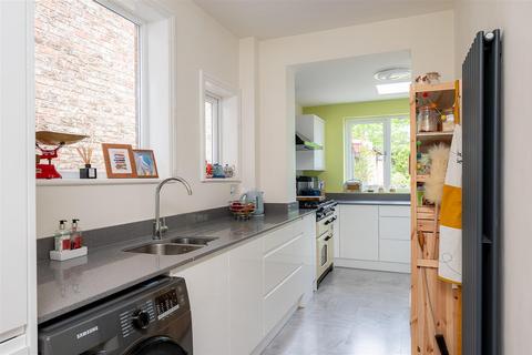 28 Askham Lane, York, YO24 3HA