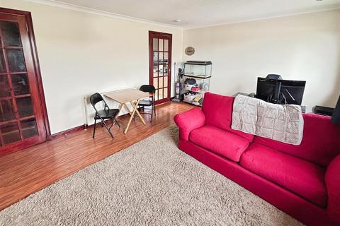 1 bedroom flat for sale, Macgillivray Court, Inverness IV2