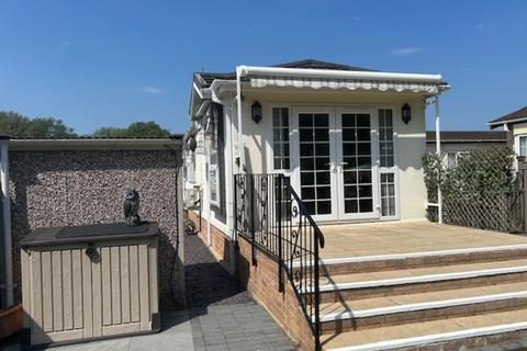 2 bedroom mobile home for sale, Penton Park