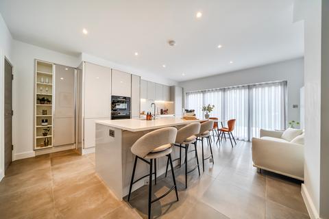3 bedroom terraced house for sale, Old Priory Avenue, Orpington