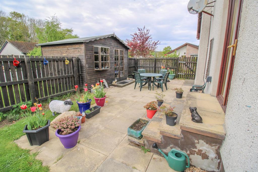 GARDEN-2.jpg