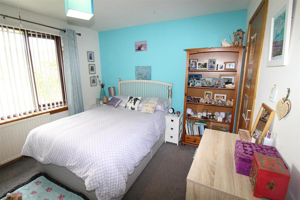 Bedroom two.jpg