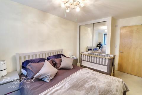 1 bedroom apartment to rent, Millharbour, LONDON