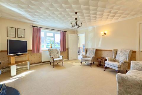 9 School Walk, Wadebridge, PL27 6DY
