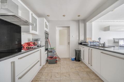 undefined, Bowls Close, Stanmore