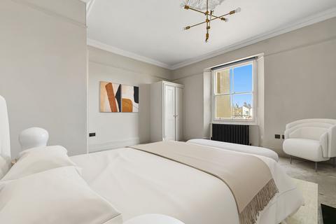 undefined, Brunswick Square | Hove Seafront