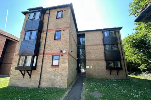 4 Rushdon Close, Romford, RM1 2RE