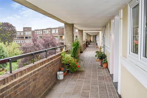 undefined, Otho Court, Augustus Close, Brentford