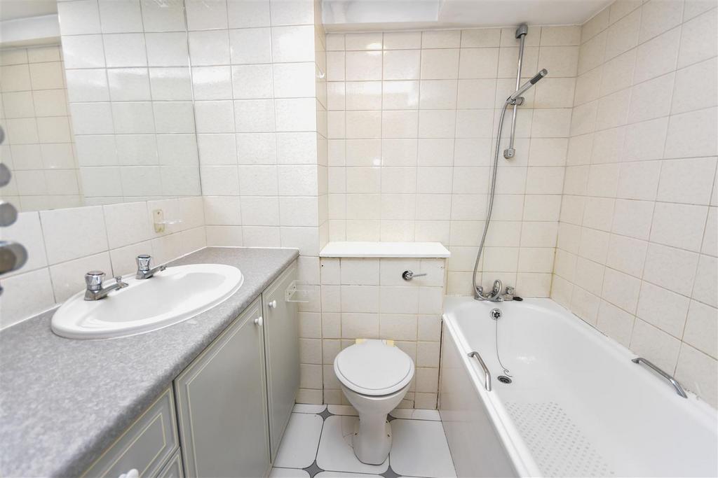 Bathroom.jpg