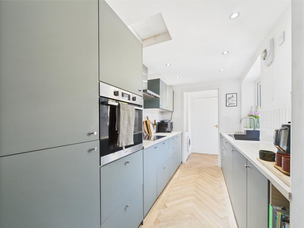 Fitted Kitchen