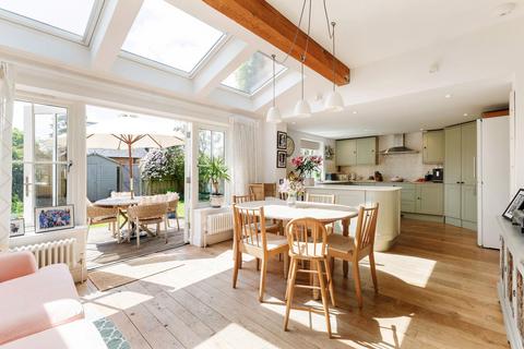 3 bedroom terraced house for sale, High Street, Great Bedwyn, Marlborough, Wiltshire, SN8