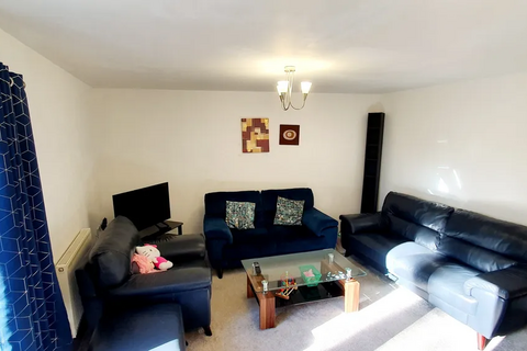 undefined, Blackburn Way, Hounslow TW4