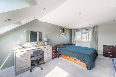 93 Locket Road, Harrow, HA3 7NP