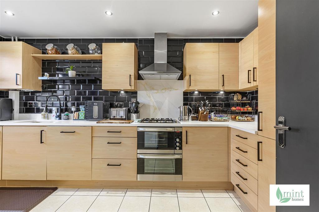 Mint homes-3 holly gate-kt15  27 .jpg