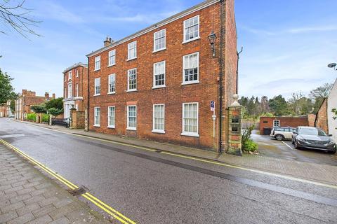 2 bedroom flat for sale, Westgate, Louth LN11