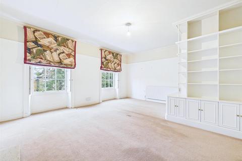 2 bedroom flat for sale, Westgate, Louth LN11