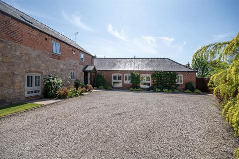 4 bedroom barn conversion for sale, Maesbrook