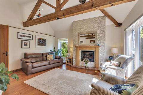 undefined, Maesbrook