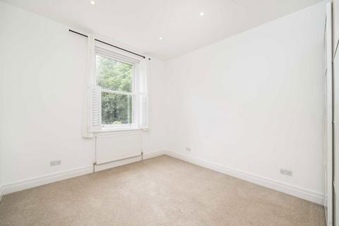 Flat 3, 21 Grange Park, London, W5 3PS