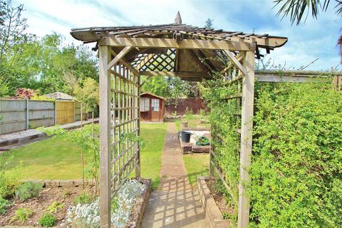 4 bedroom detached house for sale, Central Avenue, Findon Valley, Worthing, West Sussex, BN14