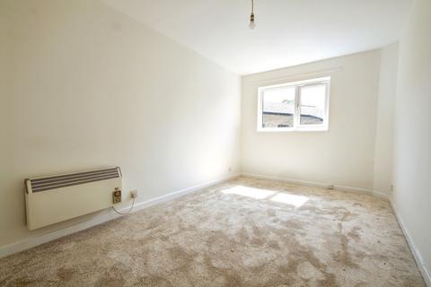 undefined, Lawn Road, Uxbridge, UB8