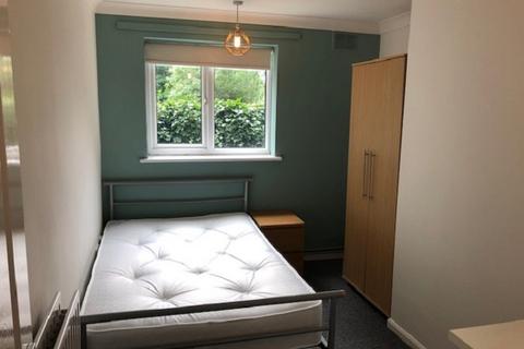 4 bedroom apartment to rent, Plot Flat C, 16, Tapton House Road Four Bed at Sheffield, 11 Bromsgrove Road , 16 Tapton House Road S10