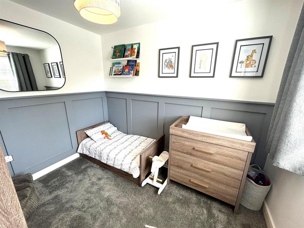 Bed 3.jpg