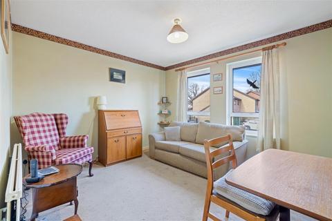 Houses For Sale In Petersfield OnTheMarket houses-for-sale-in-petersfield-onthemarket