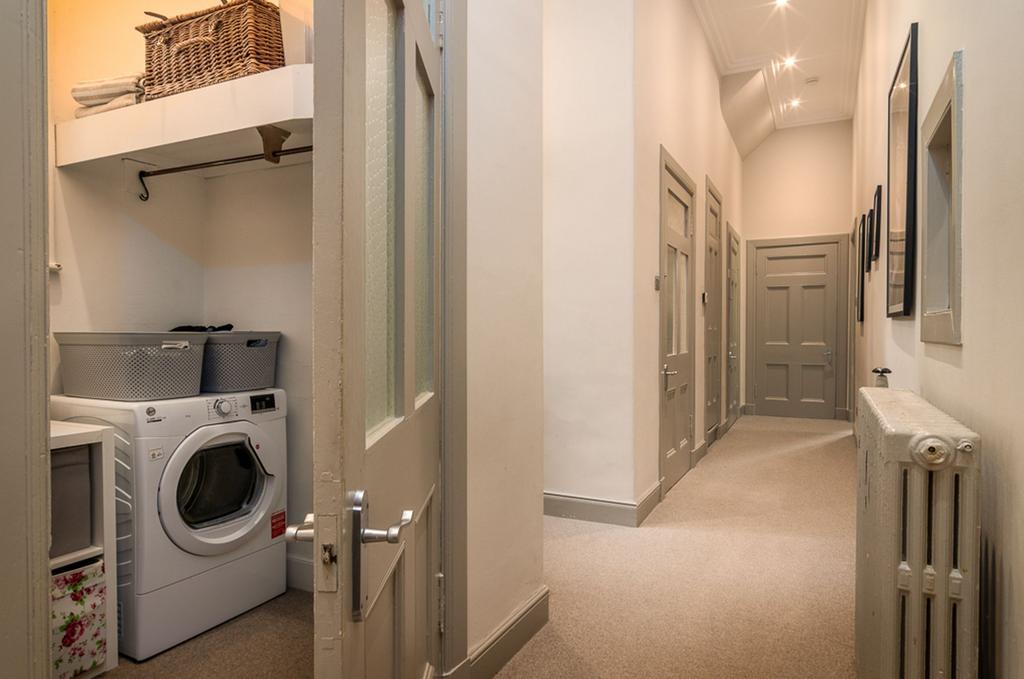 Utility cupboard