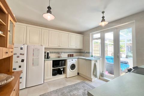 55 Dilhorne Road, Cheadle, Stoke-on-trent, ST10 1PT