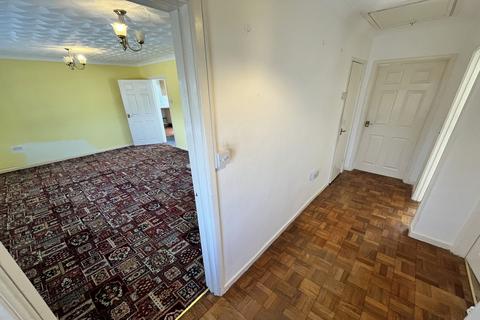 2 bedroom detached bungalow for sale, Stephens Crescent, Govilon, Abergavenny, NP7